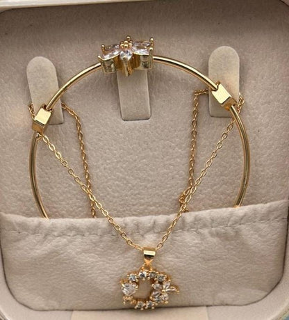 unique golden jewellery set